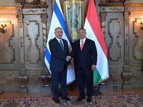 Die Premierminister Netanyahu und Orbán (Foto: GPO/Haim Zach)