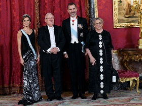 Präsident Rivlin und Nechama Rivlin mit seiner Majestät König Felipe VI und Königin Letizia (Foto: GPO/Haim Zach)